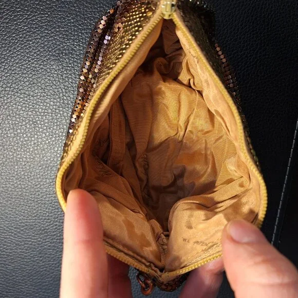 Vintage 1984 Whiting and Davis Rare Two Toned Gradient Mesh Purse/Clutch - Picture 4 of 5